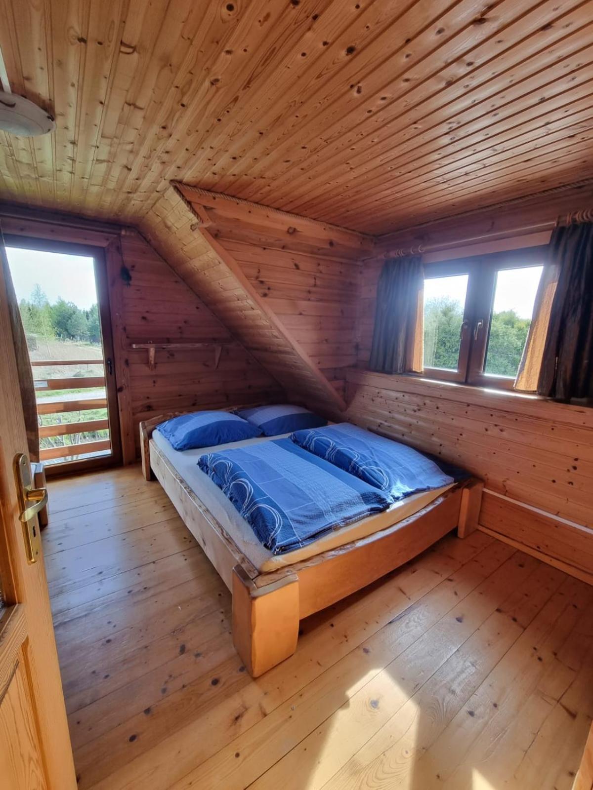 Villa Apartamentowe Domki Drewniane Colorado à Karwia Extérieur photo